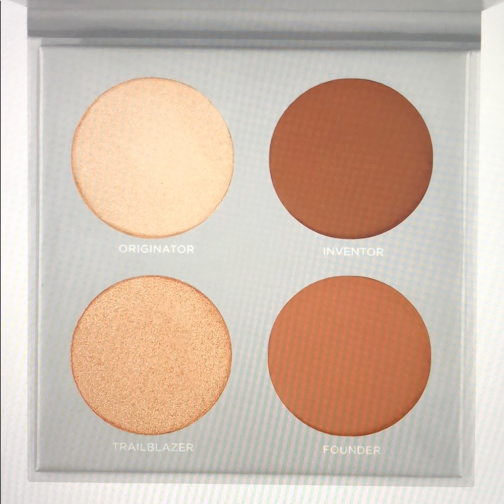 PUR Cosmetics Sculptor Palette Bronzer Highlight